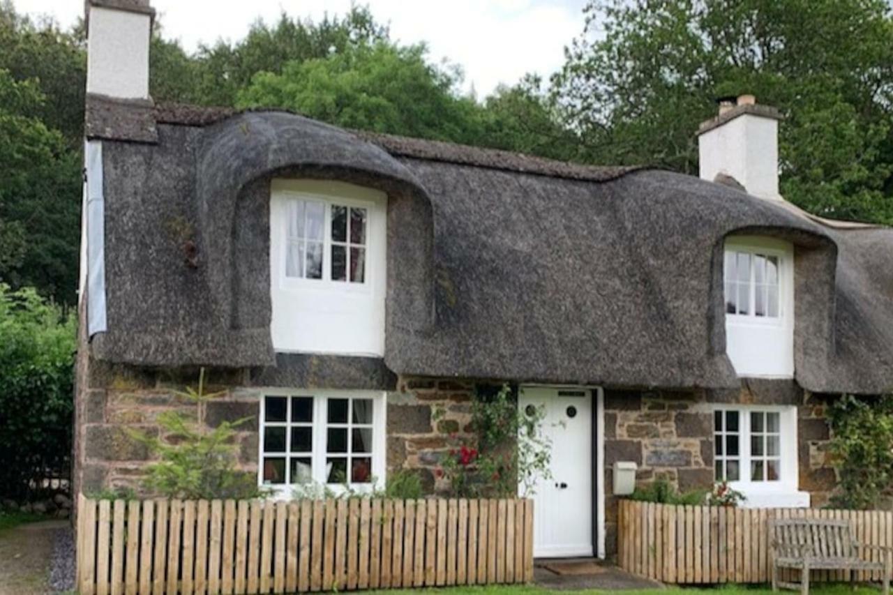 Glencroft A Fairytale Highland Cottage อาเบอร์เฟลดี ภายนอก รูปภาพ
